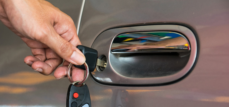 Car door lock repair in Tracy