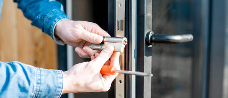 Commercial Locksmith Tracy