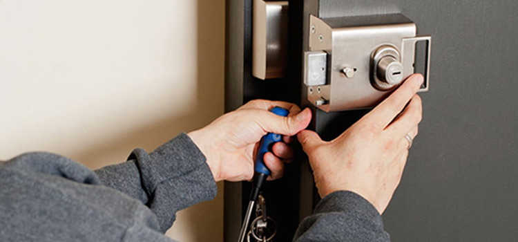 Deadbolt Lock Installation Tracy